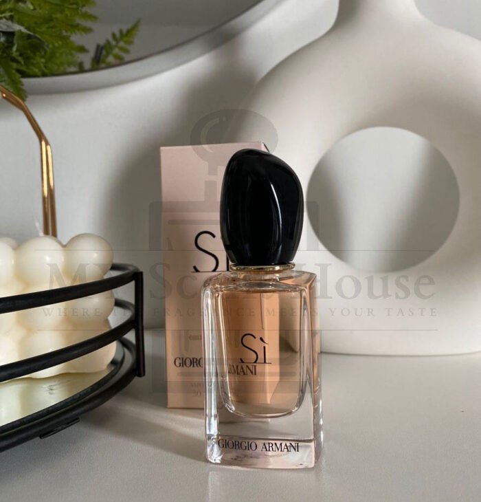 Armani Si EDT Perfume For Women 100ML - Image 3